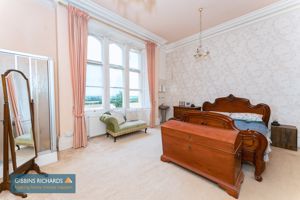 Bedroom- click for photo gallery